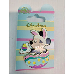 Disney World Parks WDW Mickey Mouse Easter Bunny with Baby Chic Egg Pin 2011 3D